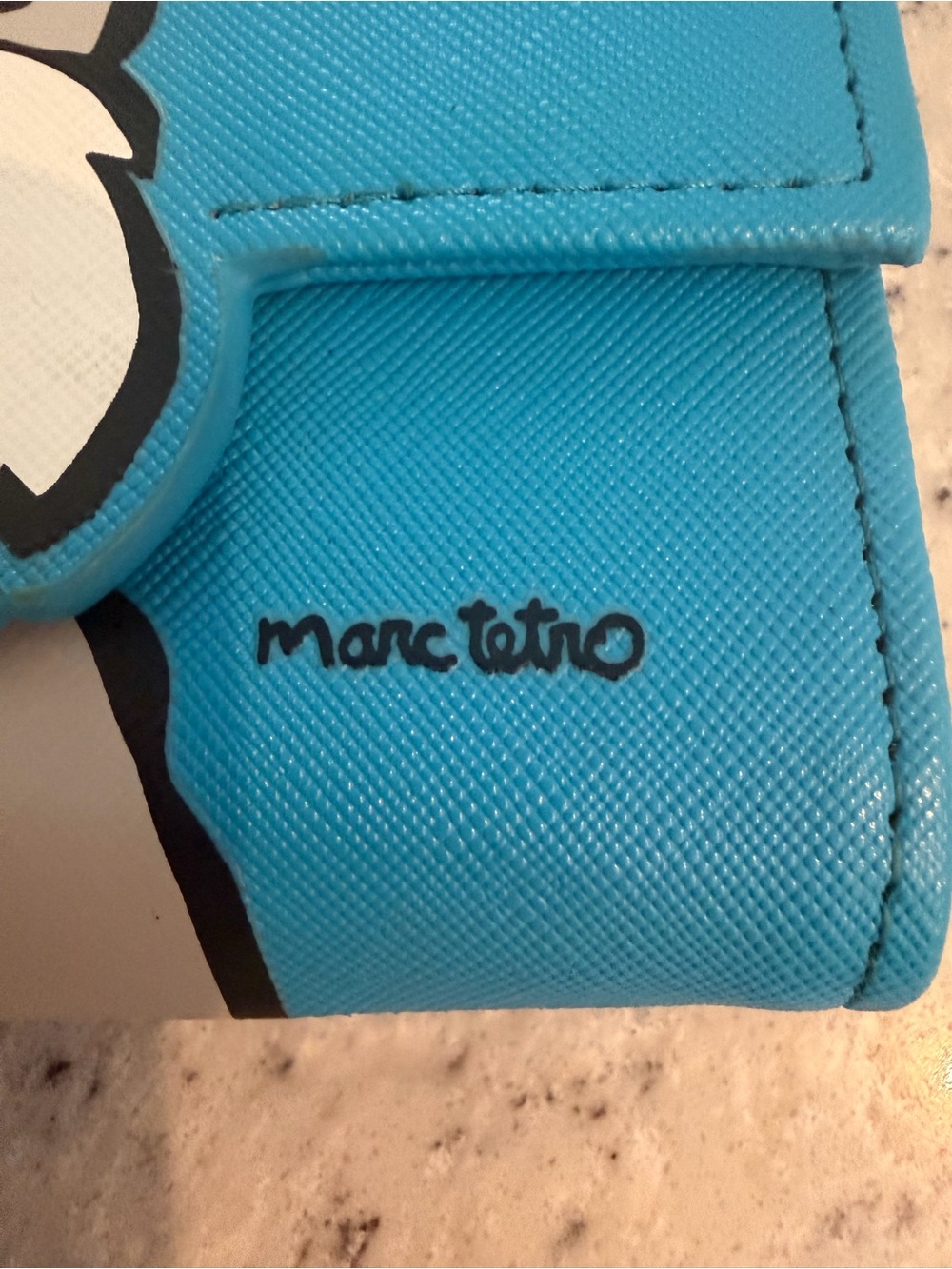 Marc Tetro Schnauzer Dog Wallet with Key Ring Stripe Interior Vegan Leather - Picture 2 of 7